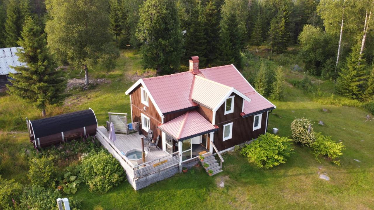 Cozy Forest Cabin With Amazing Mountain View Torsby Exterior photo